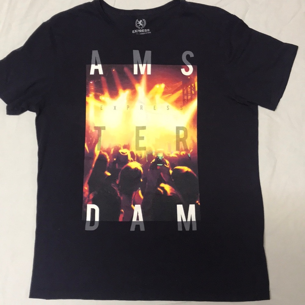 Express Men’s T-shirt, SZ Medium